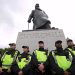 "감옥 모자라니 체포 적게 해라" 영국 경찰 논란