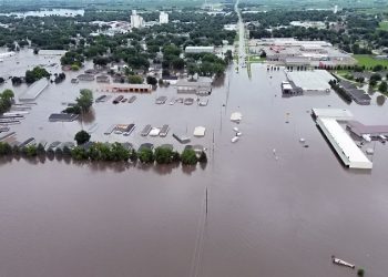 지구촌 극한 날씨에 신음…미국은 폭염·폭우 동시에