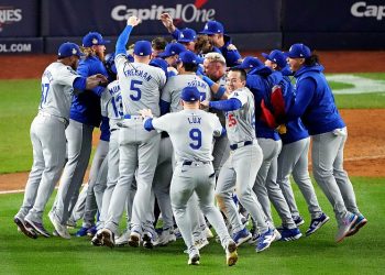 MLB 다저스, 양키스 꺾고 월드시리즈 8번째 우승